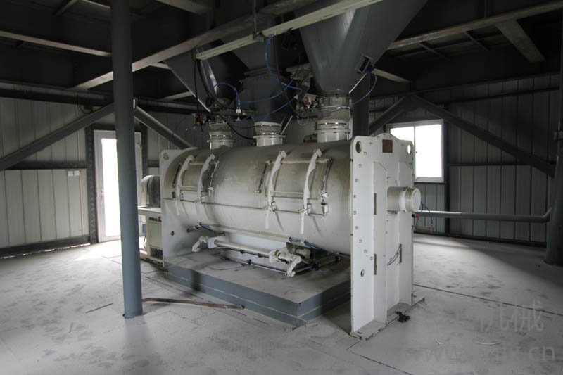 干混砂漿設(shè)備混合機(jī)